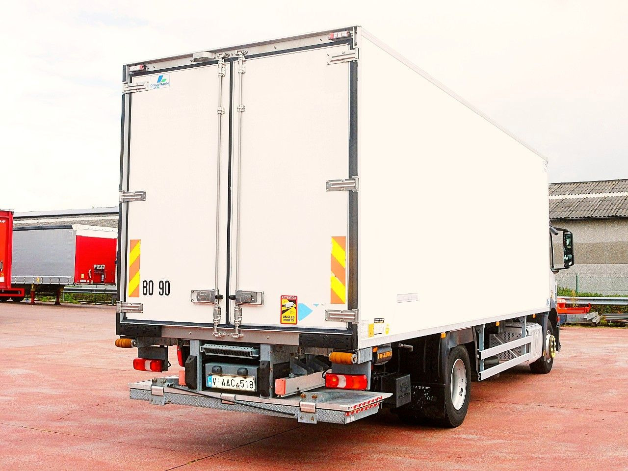 Mercedes-Benz 1830 ANTOS KUHLKOFFER CARRIER SUPRA 850 - Рефрижератор: фото 5 Mercedes-Benz 1830 ANTOS KUHLKOFFER CARRIER SUPRA 850 - Рефрижератор: фото 5