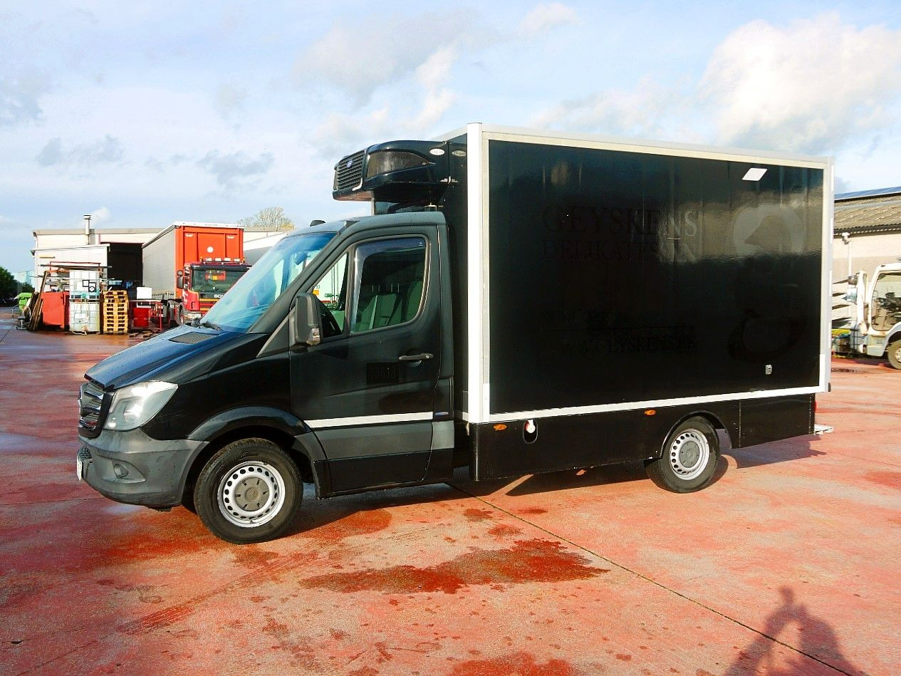 Mercedes-Benz 319 SPRINTER V6 KUHLKOFFER CARRIER PULSOR 600 MT - Фургон-рефрижератор: фото 5 Mercedes-Benz 319 SPRINTER V6 KUHLKOFFER CARRIER PULSOR 600 MT - Фургон-рефрижератор: фото 5