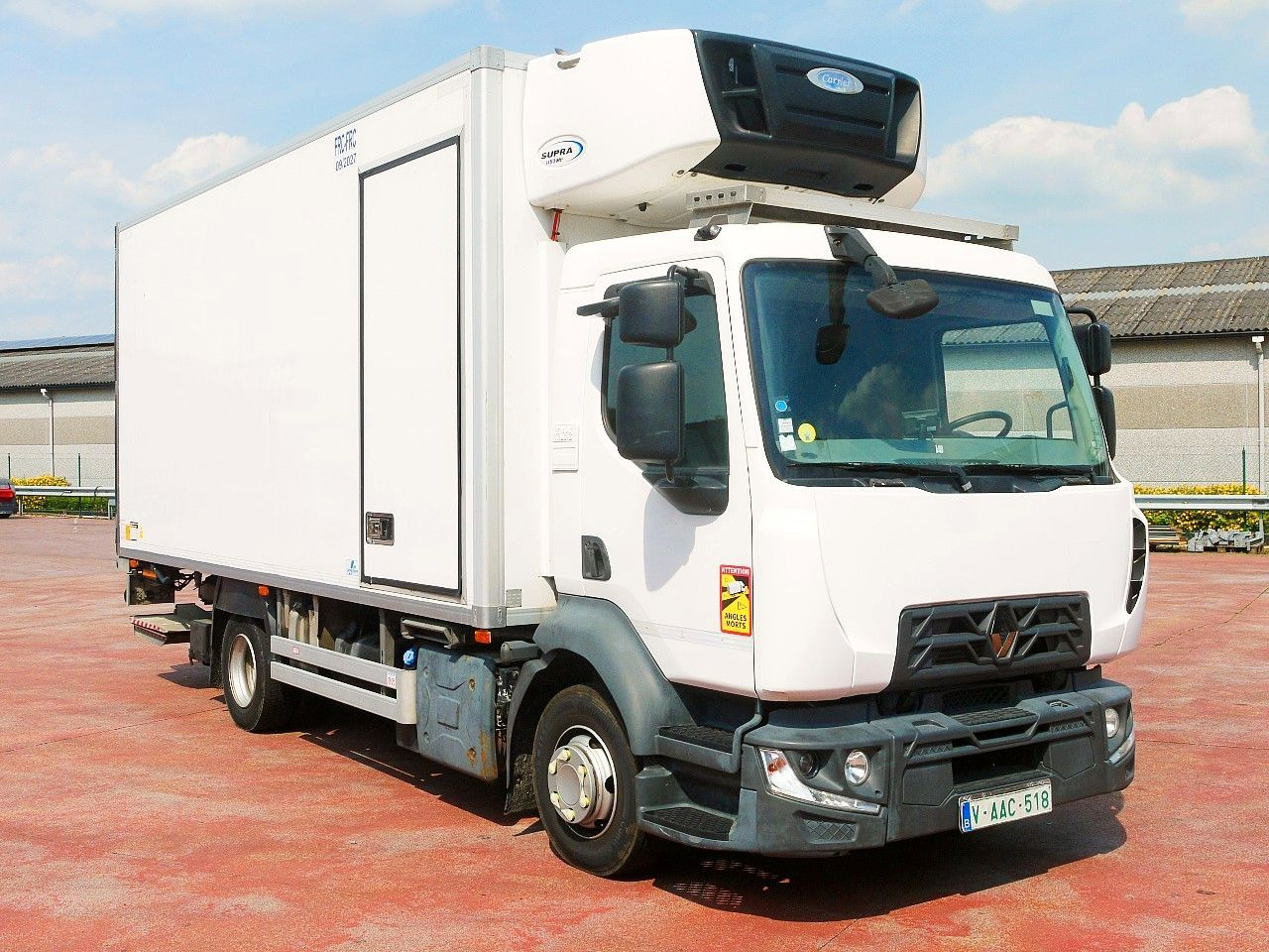Renault D 10.210 KUHLKOFFER CARRIER SUPRA 1150 MT - Рефрижератор: фото 2 Renault D 10.210 KUHLKOFFER CARRIER SUPRA 1150 MT - Рефрижератор: фото 2