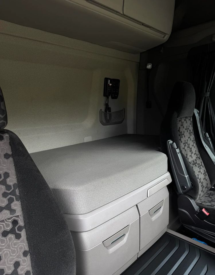 Scania R450 - Тягач: фото 5 Scania R450 - Тягач: фото 5