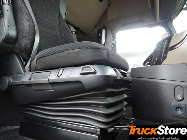 Mercedes-Benz Actros 1845 LS - Тягач: фото 2 Mercedes-Benz Actros 1845 LS - Тягач: фото 2