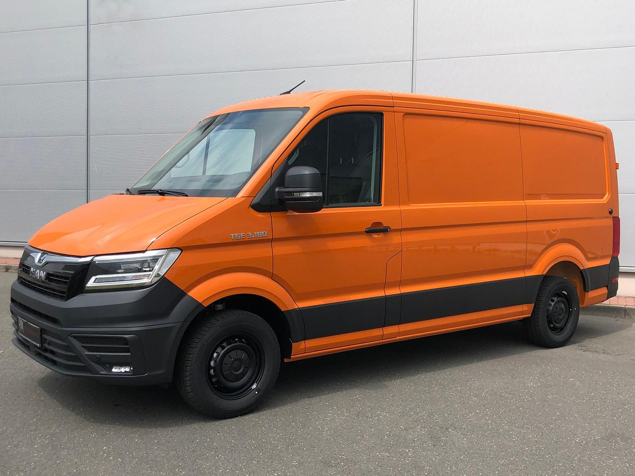 MAN TGE 3.180 Kasten L3H2 TEMPOMAT LED STANDHZ NAVI - Легковой автомобиль: фото 1 MAN TGE 3.180 Kasten L3H2 TEMPOMAT LED STANDHZ NAVI - Легковой автомобиль: фото 1