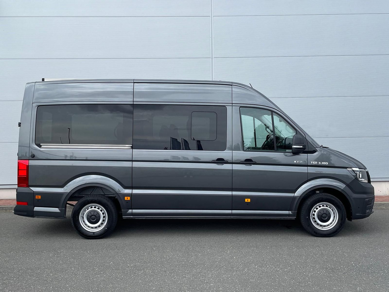 MAN TGE 3.180 Kombi L3H2 4x4 TEMPOMAT KAMERA 8-SITZE - Легковой автомобиль: фото 5 MAN TGE 3.180 Kombi L3H2 4x4 TEMPOMAT KAMERA 8-SITZE - Легковой автомобиль: фото 5