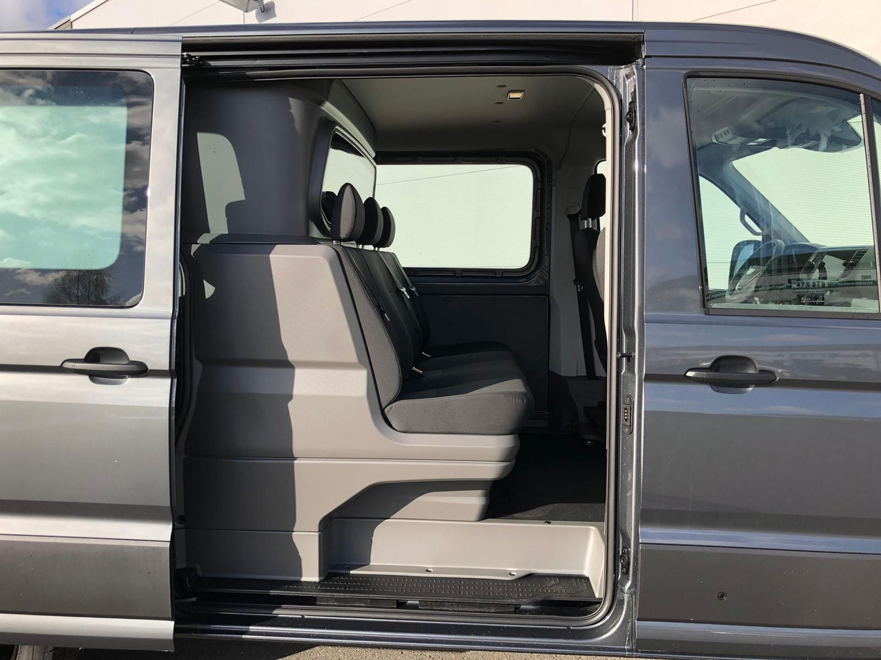 Цельнометаллический фургон, Грузопассажирский фургон MAN TGE 3.180 L3H2 MIXTO AUTOM ACC LED AHK DAB: фото 9 Цельнометаллический фургон, Грузопассажирский фургон MAN TGE 3.180 L3H2 MIXTO AUTOM ACC LED AHK DAB: фото 9