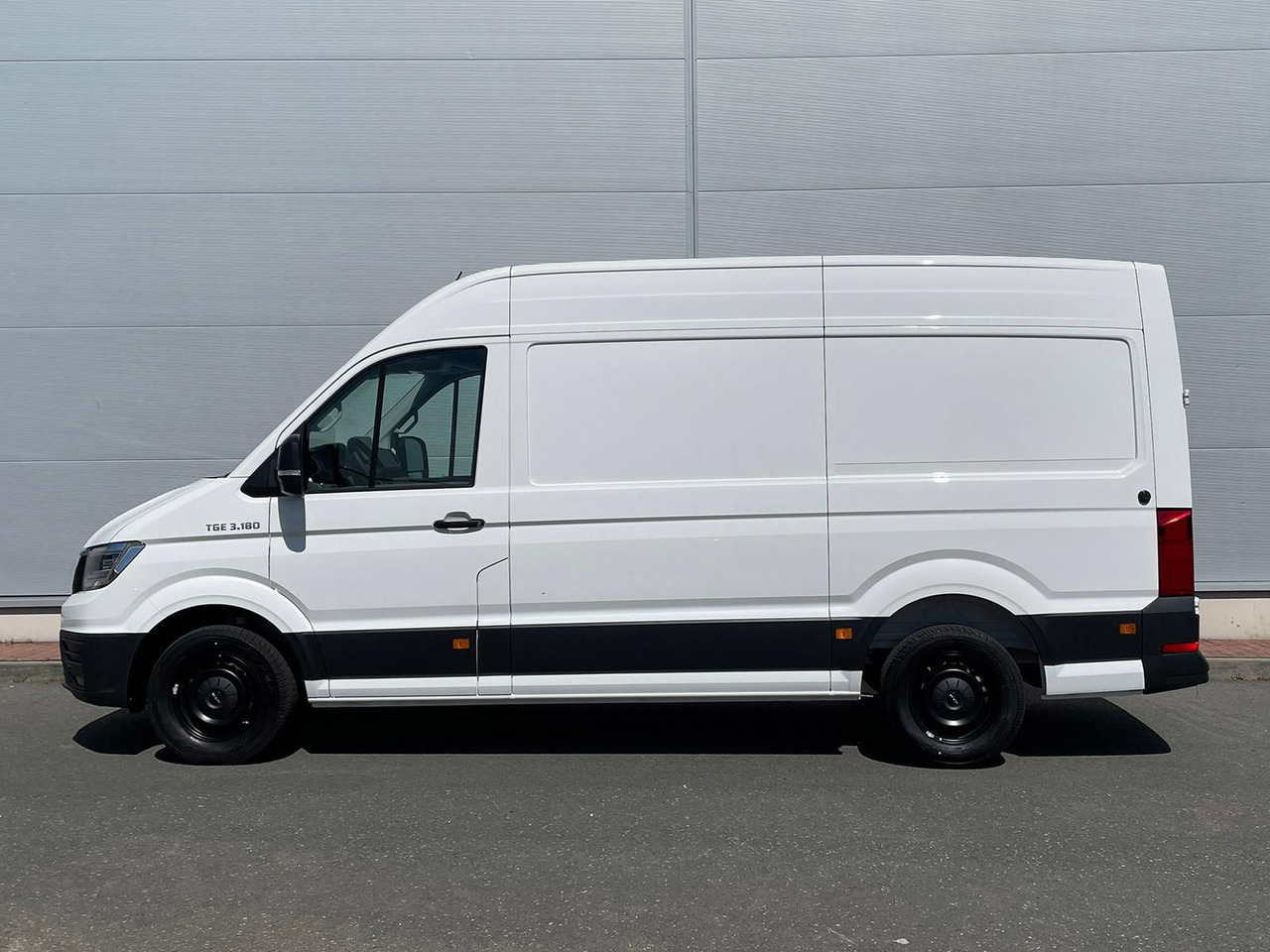 Легковой автомобиль MAN TGE 3.180 L3H3 Kasten STANDHZ ACC NAVI KAMERA: фото 6