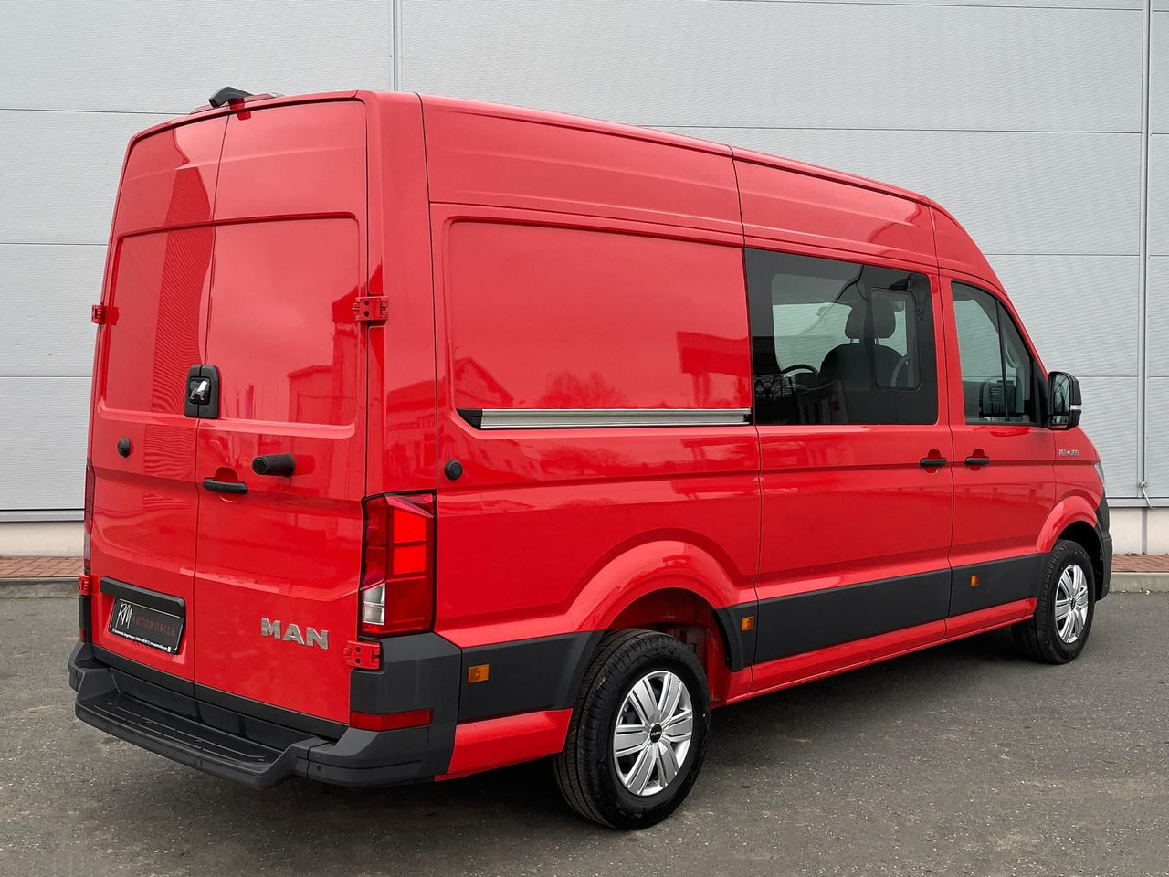 Цельнометаллический фургон MAN TGE 4.160 L3H3 Kasten NAVI TEMP SITZH FEUERROT: фото 7