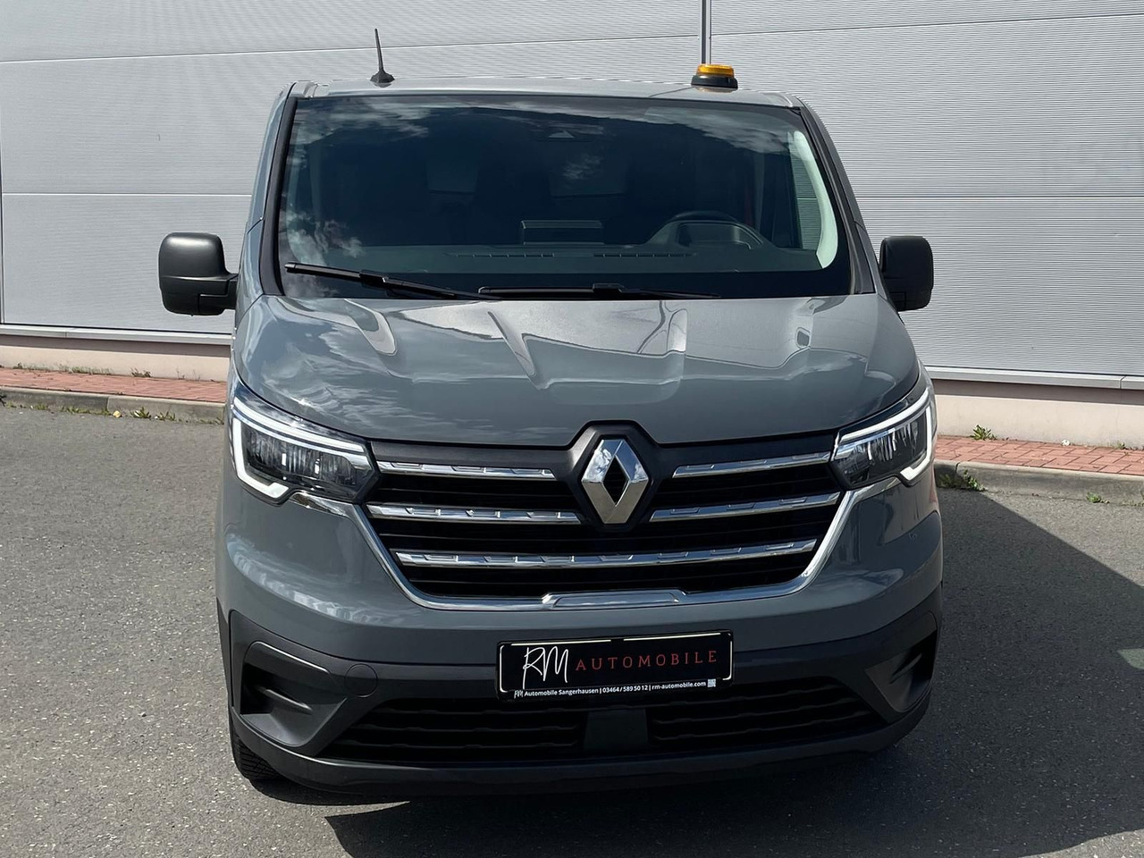 Renault Trafic Kasten RED EDITION L1H1 AHK LED DAB MFL - Цельнометаллический фургон: фото 3 Renault Trafic Kasten RED EDITION L1H1 AHK LED DAB MFL - Цельнометаллический фургон: фото 3