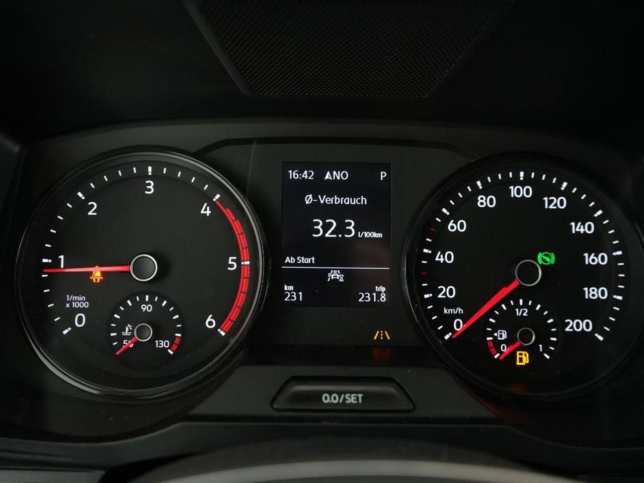 Volkswagen Crafter Kasten 35 L3H3 Autom. NAVI SITZHZ ACC - Цельнометаллический фургон: фото 3 Volkswagen Crafter Kasten 35 L3H3 Autom. NAVI SITZHZ ACC - Цельнометаллический фургон: фото 3