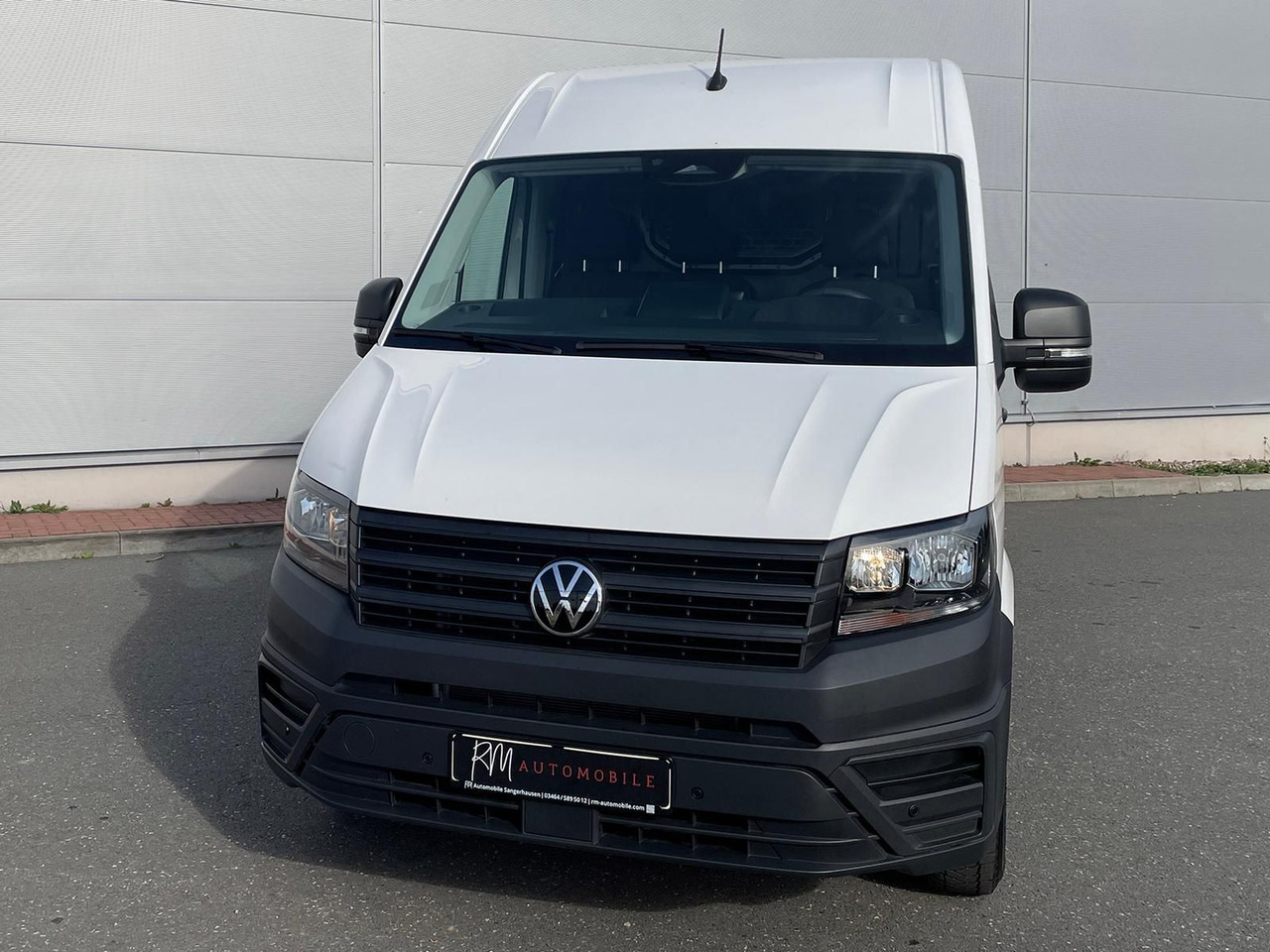 Volkswagen Crafter Kasten 35 L4H3 KAMERA PDC DAB KLIMA MFL - Пассажирский фургон: фото 3 Volkswagen Crafter Kasten 35 L4H3 KAMERA PDC DAB KLIMA MFL - Пассажирский фургон: фото 3