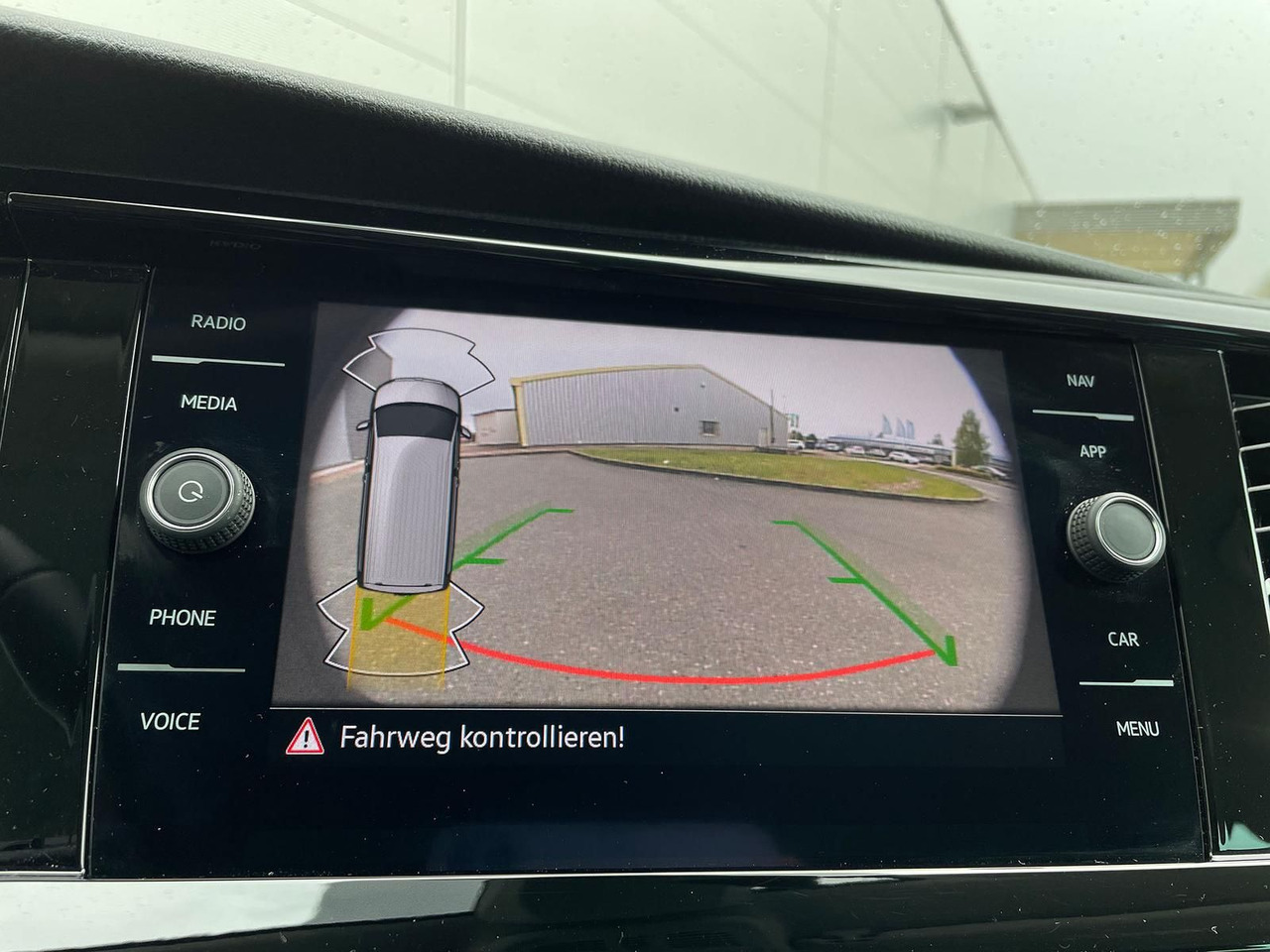 Цельнометаллический фургон Volkswagen T6.1 Transporter 2.0 TDI lang 4MOTION SITZHZ NAV: фото 23