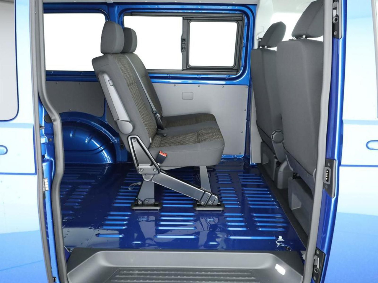 Пассажирский фургон Volkswagen T6.1 Transporter Kombi KR LED STANDHZ ACC NAVI: фото 6