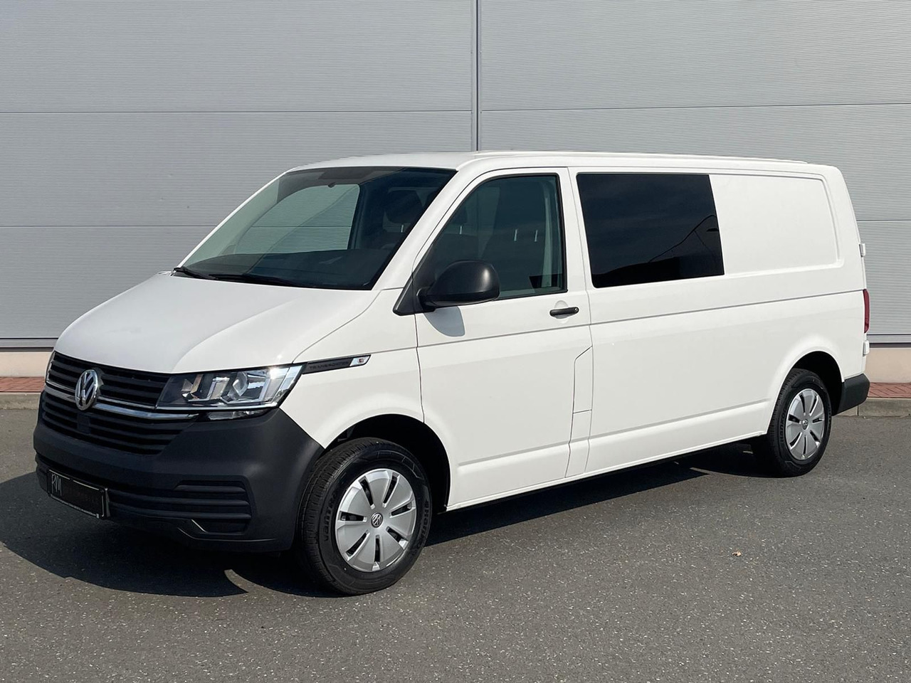 Volkswagen T6.1 Transporter MIXTO LR 2.0 TDI KLIMA PDC - Цельнометаллический фургон, Грузопассажирский фургон: фото 1 Volkswagen T6.1 Transporter MIXTO LR 2.0 TDI KLIMA PDC - Цельнометаллический фургон, Грузопассажирский фургон: фото 1