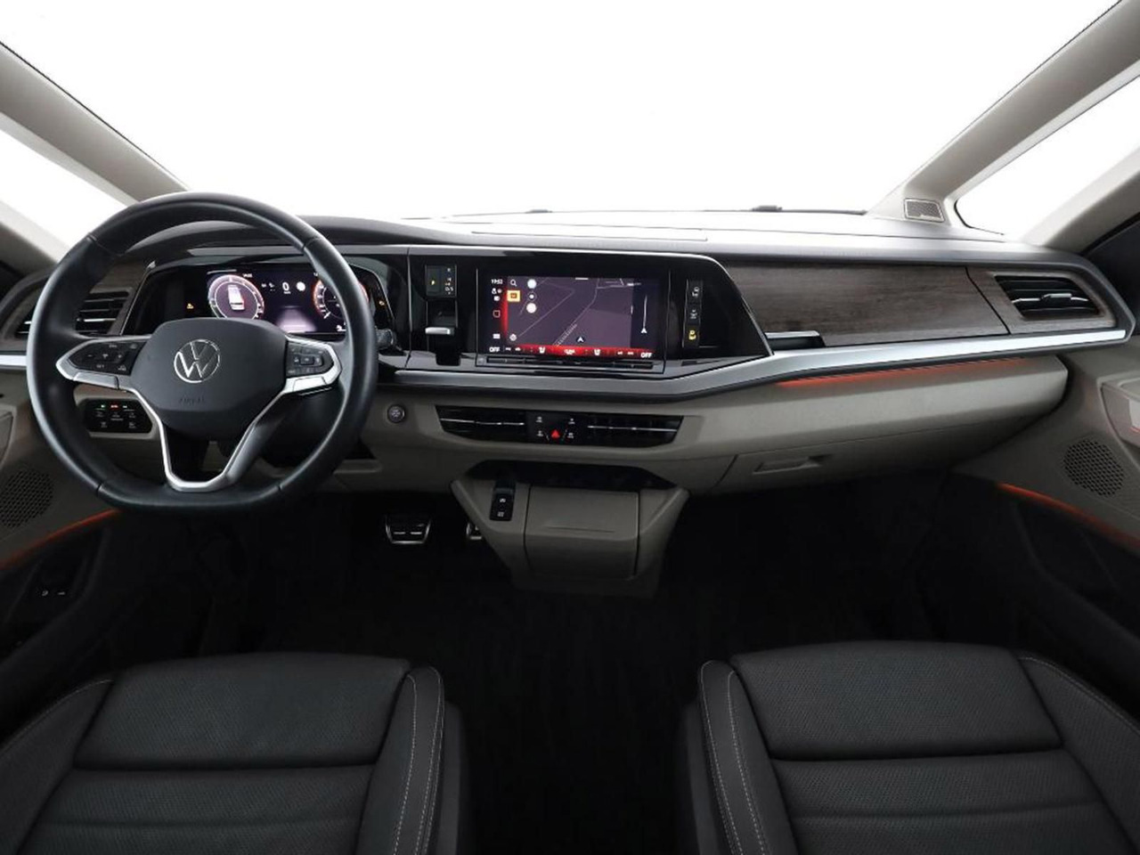 Volkswagen T7 Multivan Style eHybrid LR 4MOTION AHK ACC - Пассажирский фургон: фото 4 Volkswagen T7 Multivan Style eHybrid LR 4MOTION AHK ACC - Пассажирский фургон: фото 4