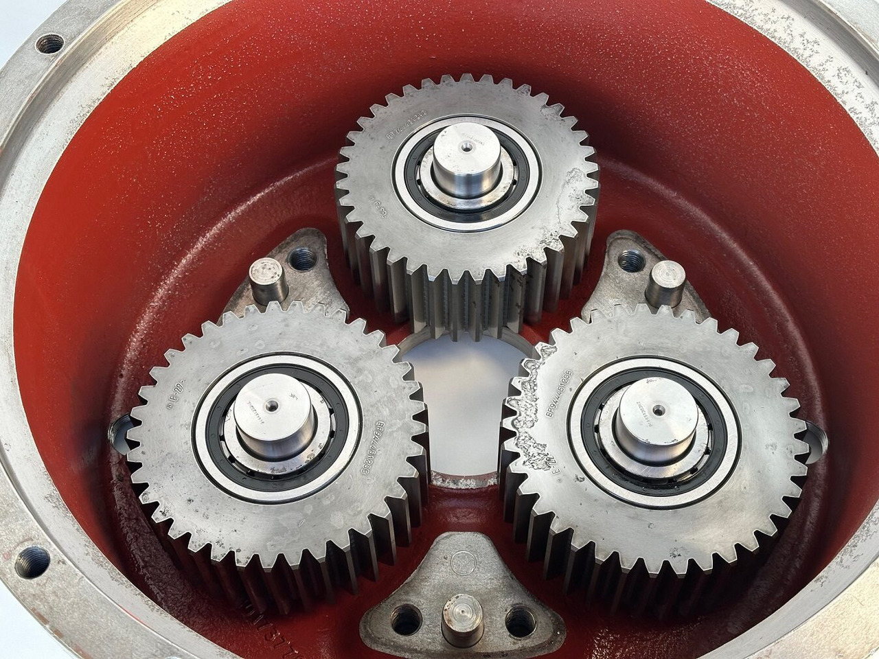 Liebherr Abtriebsglocke ID-Nr.90014797 mit Planetenrad ID-Nr.944451103. Typ:FAT400F537 - FAT450F541 - FAT450F567. Typ:PR72605LGP, PR72605XL, PR7264FLGP, PR7264FXL, PR726LGP, PR726XL. #FAT450F.01.03# - Бортовой редуктор для Строительной техники: фото 3 Liebherr Abtriebsglocke ID-Nr.90014797 mit Planetenrad ID-Nr.944451103. Typ:FAT400F537 - FAT450F541 - FAT450F567. Typ:PR72605LGP, PR72605XL, PR7264FLGP, PR7264FXL, PR726LGP, PR726XL. #FAT450F.01.03# - Бортовой редуктор для Строительной техники: фото 3