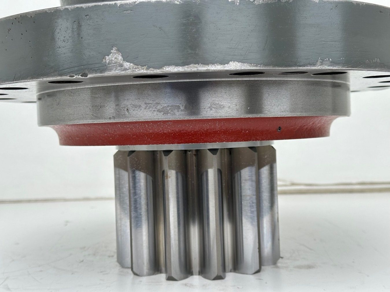 Поворотный редуктор для Строительной техники Liebherr Abtriebswellengehäuse ID-Nr.90018934 mit Abtriebswelle ID-Nr.90204999. SAT275/260 - SAT275/261 - SAT275/266 - SAT275/289. #08851#01696#: фото 10 Поворотный редуктор для Строительной техники Liebherr Abtriebswellengehäuse ID-Nr.90018934 mit Abtriebswelle ID-Nr.90204999. SAT275/260 - SAT275/261 - SAT275/266 - SAT275/289. #08851#01696#: фото 10