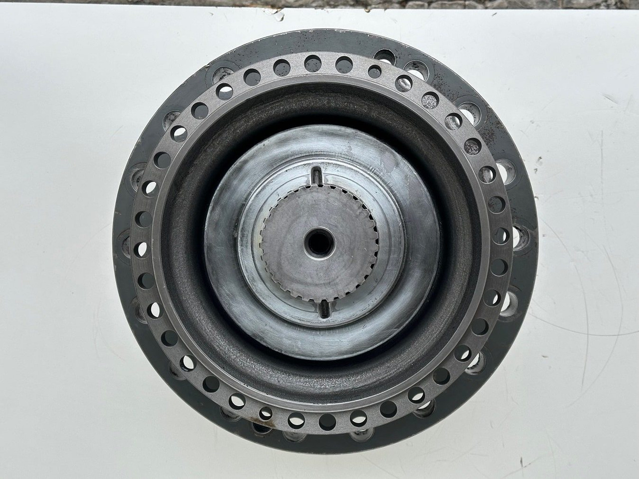 Поворотный редуктор для Строительной техники Liebherr Abtriebswellengehäuse ID-Nr.90018934 mit Abtriebswelle ID-Nr.90204999. SAT275/260 - SAT275/261 - SAT275/266 - SAT275/289. #08851#01696#: фото 17 Поворотный редуктор для Строительной техники Liebherr Abtriebswellengehäuse ID-Nr.90018934 mit Abtriebswelle ID-Nr.90204999. SAT275/260 - SAT275/261 - SAT275/266 - SAT275/289. #08851#01696#: фото 17