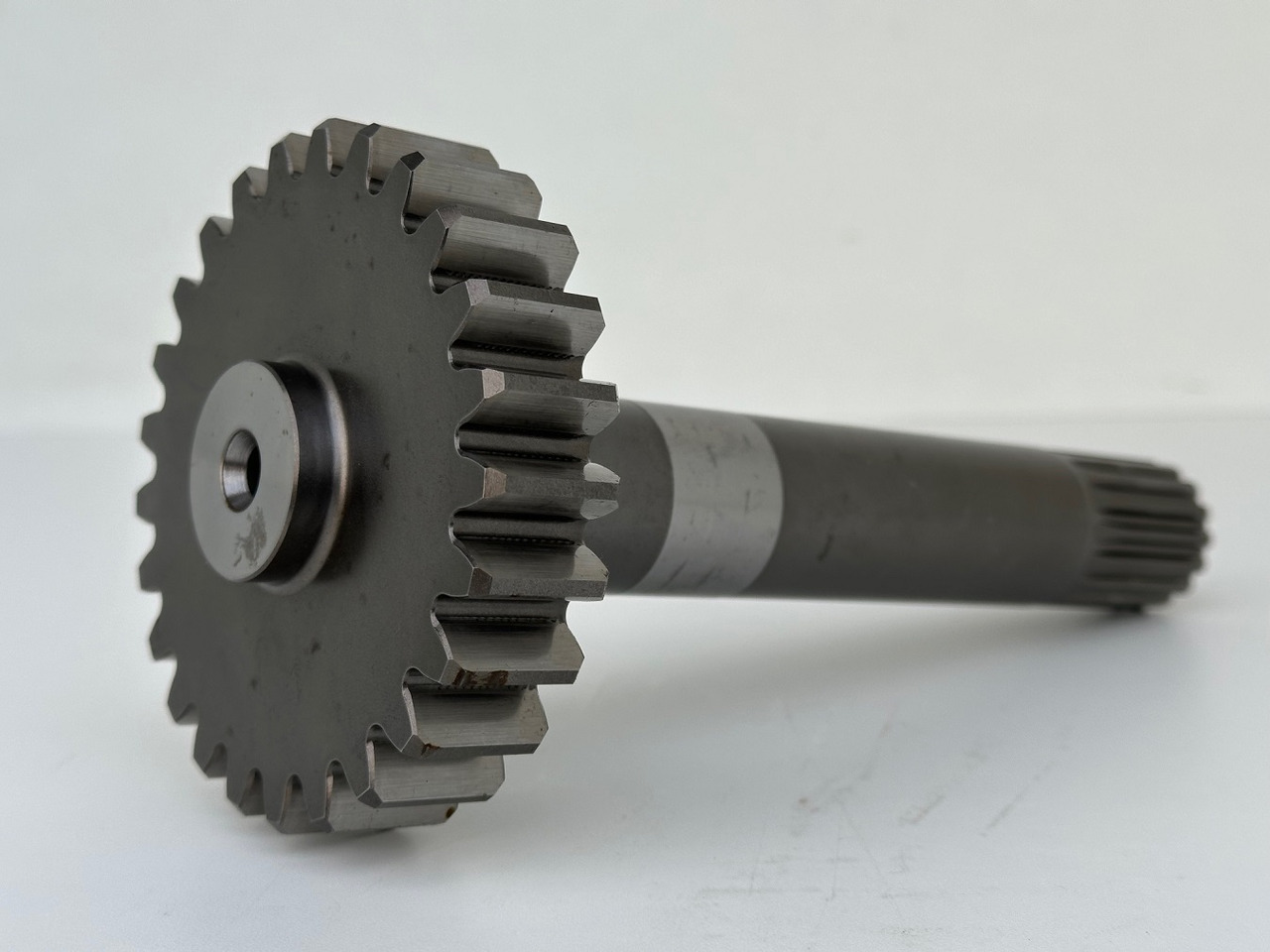 Liebherr Antriebswelle ID-Nr.90215716. FAT400P139. R928-1715 - R930-1716. #90215716.15.11# - Бортовой редуктор для Строительной техники: фото 2 Liebherr Antriebswelle ID-Nr.90215716. FAT400P139. R928-1715 - R930-1716. #90215716.15.11# - Бортовой редуктор для Строительной техники: фото 2