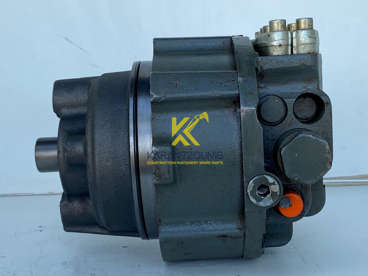 Liebherr Hydraulikeinbaumotor CMVE O 108. ID-Nr.10118562 - ID-Nr.10132610 - ID-Nr.10129048. LOS1916, LOS916, LOS926, R906, R916, R918, R920, R922, R924, R926COMP, R926, R936. #27979# - Гидравлический мотор для Гусеничных экскаваторов: фото 1 Liebherr Hydraulikeinbaumotor CMVE O 108. ID-Nr.10118562 - ID-Nr.10132610 - ID-Nr.10129048. LOS1916, LOS916, LOS926, R906, R916, R918, R920, R922, R924, R926COMP, R926, R936. #27979# - Гидравлический мотор для Гусеничных экскаваторов: фото 1