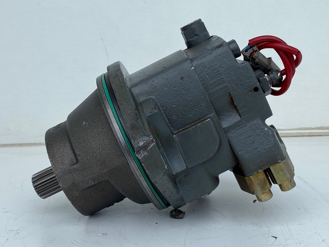 Liebherr Hydraulikeinbaumotor FMF045, ID-Nr.10132702. A924, LH30C, LH30M, LH35M, LH35MT, LH40C, LH40CP, LH40M, LH40MP, LH50CHR, LH50M, LH50MHR, LH50MT. #33179# - Гидравлический мотор для Колёсных экскаваторов: фото 1 Liebherr Hydraulikeinbaumotor FMF045, ID-Nr.10132702. A924, LH30C, LH30M, LH35M, LH35MT, LH40C, LH40CP, LH40M, LH40MP, LH50CHR, LH50M, LH50MHR, LH50MT. #33179# - Гидравлический мотор для Колёсных экскаваторов: фото 1