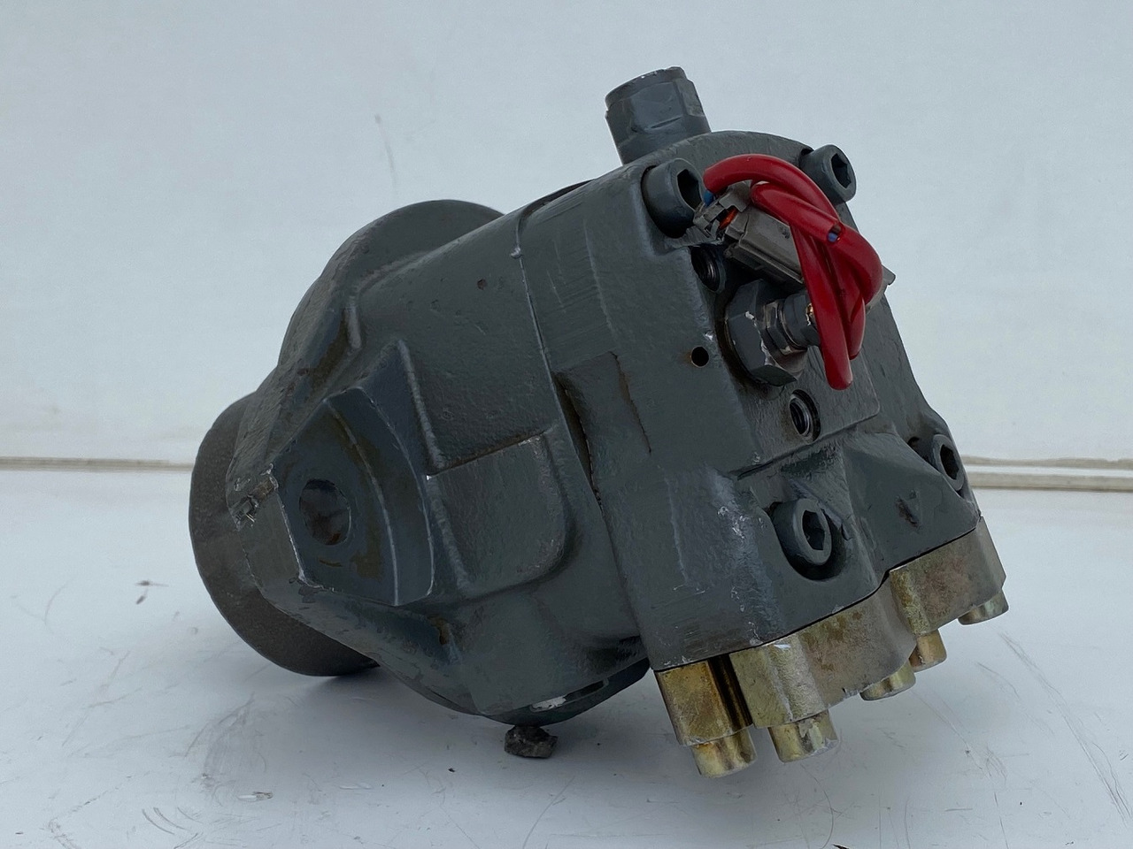 Liebherr Hydraulikeinbaumotor FMF045, ID-Nr.10132702. A924, LH30C, LH30M, LH35M, LH35MT, LH40C, LH40CP, LH40M, LH40MP, LH50CHR, LH50M, LH50MHR, LH50MT. #33179# - Гидравлический мотор для Колёсных экскаваторов: фото 4 Liebherr Hydraulikeinbaumotor FMF045, ID-Nr.10132702. A924, LH30C, LH30M, LH35M, LH35MT, LH40C, LH40CP, LH40M, LH40MP, LH50CHR, LH50M, LH50MHR, LH50MT. #33179# - Гидравлический мотор для Колёсных экскаваторов: фото 4