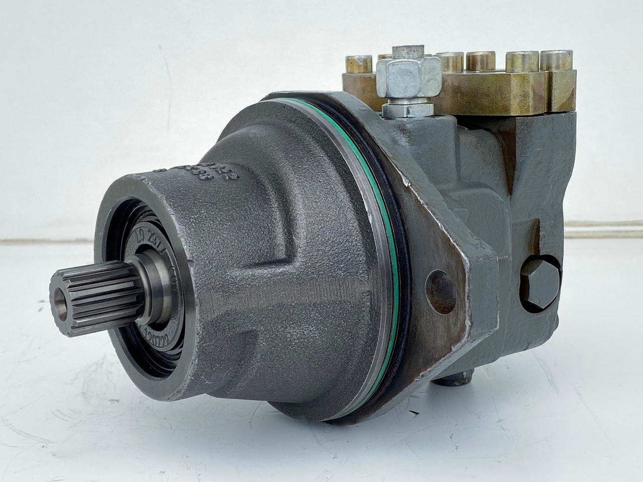 Liebherr Hydraulikeinbaumotor FMF045, ID-Nr.10132702. A924, LH30C, LH30M, LH35M, LH35MT, LH40C, LH40CP, LH40M, LH40MP, LH50CHR, LH50M, LH50MHR, LH50MT. #33179# - Гидравлический мотор для Колёсных экскаваторов: фото 5 Liebherr Hydraulikeinbaumotor FMF045, ID-Nr.10132702. A924, LH30C, LH30M, LH35M, LH35MT, LH40C, LH40CP, LH40M, LH40MP, LH50CHR, LH50M, LH50MHR, LH50MT. #33179# - Гидравлический мотор для Колёсных экскаваторов: фото 5