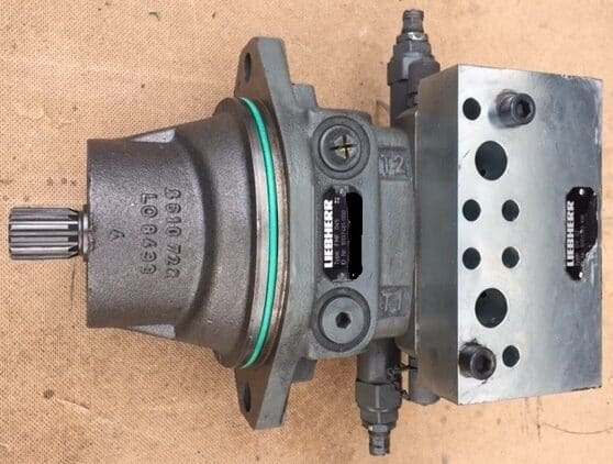 Liebherr Hydraulikeinbaumotor FMF045 and Dämpfungsventil DV22. ID-Nr.10137481 - ID-Nr.10152486 - ID-Nr.11369615 and ID-Nr.10151323 - Гидравлический мотор для Гусеничных экскаваторов: фото 1 Liebherr Hydraulikeinbaumotor FMF045 and Dämpfungsventil DV22. ID-Nr.10137481 - ID-Nr.10152486 - ID-Nr.11369615 and ID-Nr.10151323 - Гидравлический мотор для Гусеничных экскаваторов: фото 1