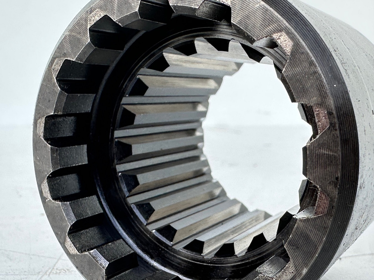 Liebherr Nabe. ID-Nr.90019646. SAT325/274. R946, R950, RZG390. #90019646.FR.40254# - Поворотный редуктор для Гусеничных экскаваторов: фото 5 Liebherr Nabe. ID-Nr.90019646. SAT325/274. R946, R950, RZG390. #90019646.FR.40254# - Поворотный редуктор для Гусеничных экскаваторов: фото 5