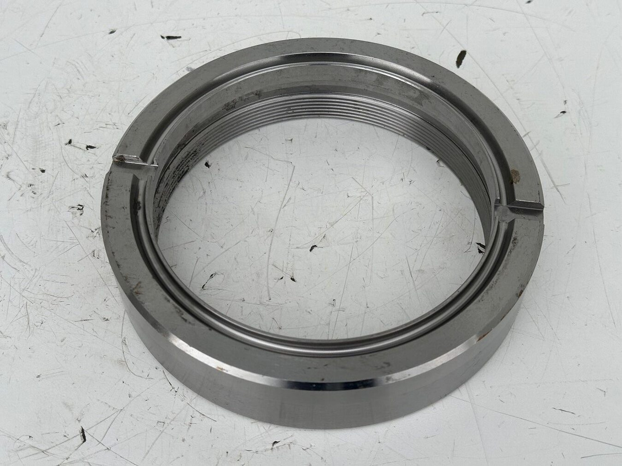 Liebherr Nutmutter ID-Nr.9442194 - ID-Nr.944219403. SAT350/205, SAT375/215. P964, R954B, R964B. #944219403.22.06# - Поворотный редуктор для Строительной техники: фото 1 Liebherr Nutmutter ID-Nr.9442194 - ID-Nr.944219403. SAT350/205, SAT375/215. P964, R954B, R964B. #944219403.22.06# - Поворотный редуктор для Строительной техники: фото 1