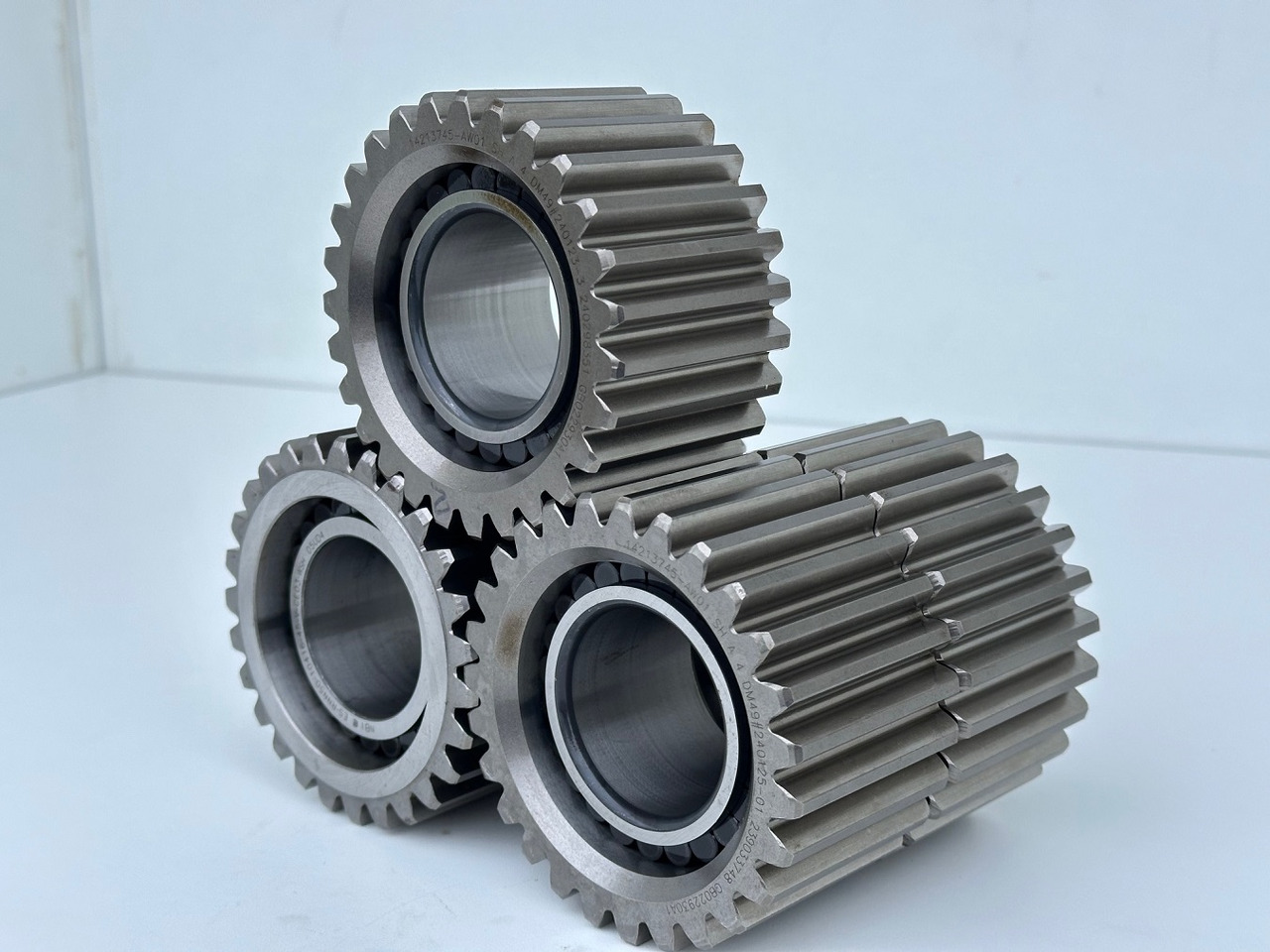 Liebherr Planetenrad ID-Nr.90204951. FAT325P114 - FAT325P115 - FAT325P119. A924,LH30,R914 COMP,R914 RAIL,LOS914,LOS920,R918,R920,R922. #14213745.09.11# - Бортовой редуктор для Строительной техники: фото 1 Liebherr Planetenrad ID-Nr.90204951. FAT325P114 - FAT325P115 - FAT325P119. A924,LH30,R914 COMP,R914 RAIL,LOS914,LOS920,R918,R920,R922. #14213745.09.11# - Бортовой редуктор для Строительной техники: фото 1