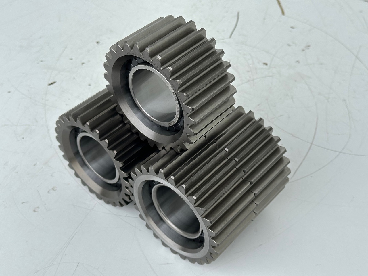 Liebherr Planetenrad ID-Nr.90205840. FAT350P126 - FAT350P138. R920 - R922 - R924 - R925 - R926 - R930 T. #90205840.22.05.03# - Бортовой редуктор для Гусеничных экскаваторов: фото 2 Liebherr Planetenrad ID-Nr.90205840. FAT350P126 - FAT350P138. R920 - R922 - R924 - R925 - R926 - R930 T. #90205840.22.05.03# - Бортовой редуктор для Гусеничных экскаваторов: фото 2