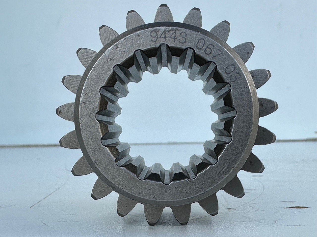 Liebherr Sonnenrad ID-Nr.9443067 - ID-Nr.944306703. SAT275/222 - SAT275/232 - SAT275/255. A932, A934, E932, P932, P934, R932, R934B, R934 C, R944 C T, R944 C TUN. #944306703.02# - Поворотный редуктор для Экскаваторов: фото 5 Liebherr Sonnenrad ID-Nr.9443067 - ID-Nr.944306703. SAT275/222 - SAT275/232 - SAT275/255. A932, A934, E932, P932, P934, R932, R934B, R934 C, R944 C T, R944 C TUN. #944306703.02# - Поворотный редуктор для Экскаваторов: фото 5