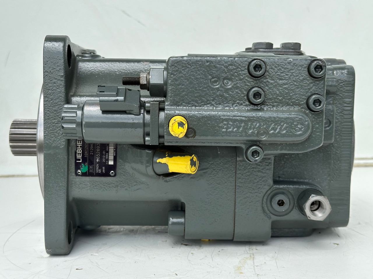 Liebherr Verstellpumpe Typ:A11VO75EP. ID-Nr.10412657. LH120C, LH120CG, LH120ET, LH120M, LH150C, LH150M. #10412657.26526937# - Гидравлический насос для Колёсных экскаваторов: фото 5 Liebherr Verstellpumpe Typ:A11VO75EP. ID-Nr.10412657. LH120C, LH120CG, LH120ET, LH120M, LH150C, LH150M. #10412657.26526937# - Гидравлический насос для Колёсных экскаваторов: фото 5