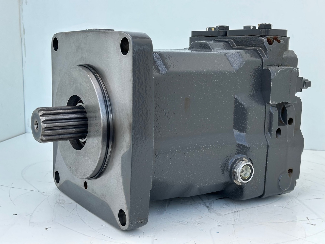 Linde Verstellmotor-Axialkolbenmotor Typ:HMV210-02 2532. #HMV210-02.2532# - Гидравлический мотор: фото 5 Linde Verstellmotor-Axialkolbenmotor Typ:HMV210-02 2532. #HMV210-02.2532# - Гидравлический мотор: фото 5