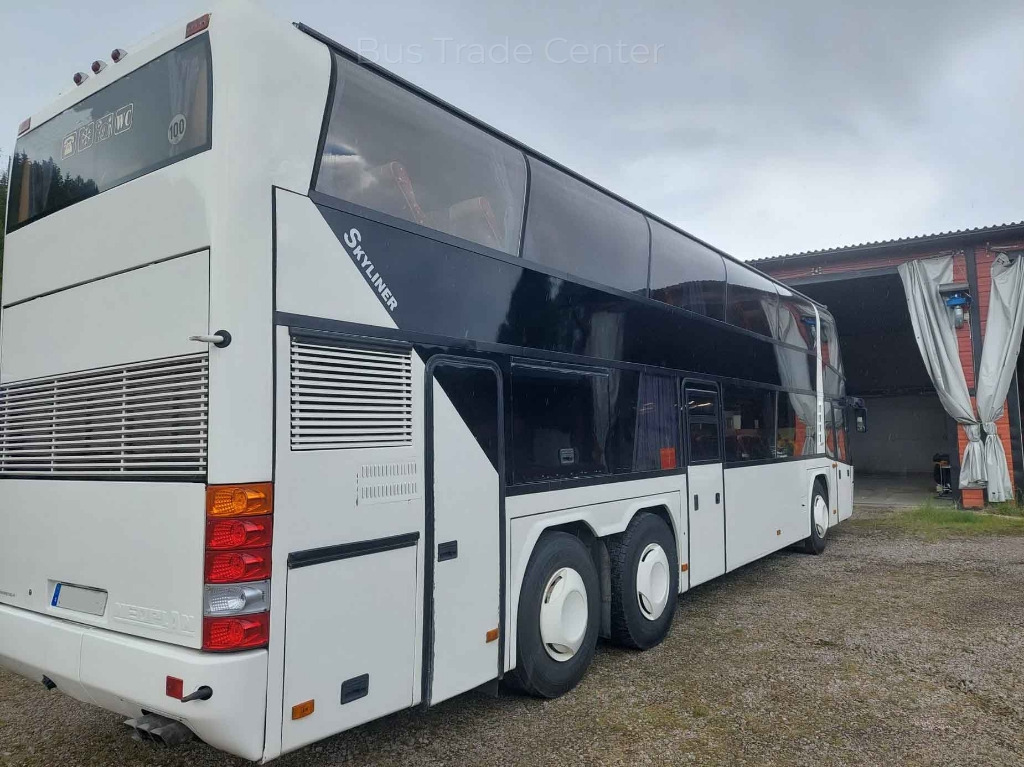 NEOPLAN Skyliner N122/3 - Туристический автобус: фото 3 NEOPLAN Skyliner N122/3 - Туристический автобус: фото 3