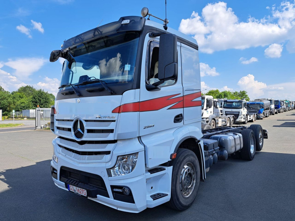 Mercedes Benz 2553 Actros 6x2 (Nr. 5804) - Грузовик-шасси: фото 2 Mercedes Benz 2553 Actros 6x2 (Nr. 5804) - Грузовик-шасси: фото 2