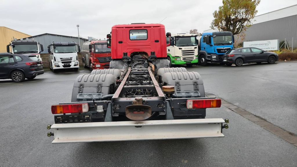 Scania P 400 6x2 RECHTSLENKER(Nr. 5018) - Грузовик-шасси: фото 4 Scania P 400 6x2 RECHTSLENKER(Nr. 5018) - Грузовик-шасси: фото 4