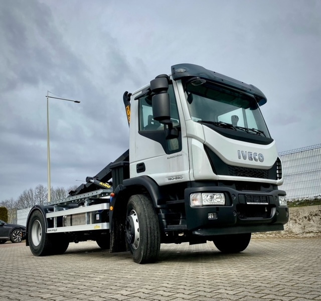IVECO Eurocargo + hooklift KING HZ-10R - Коммунальная/ Специальная техника: фото 1 IVECO Eurocargo + hooklift KING HZ-10R - Коммунальная/ Специальная техника: фото 1