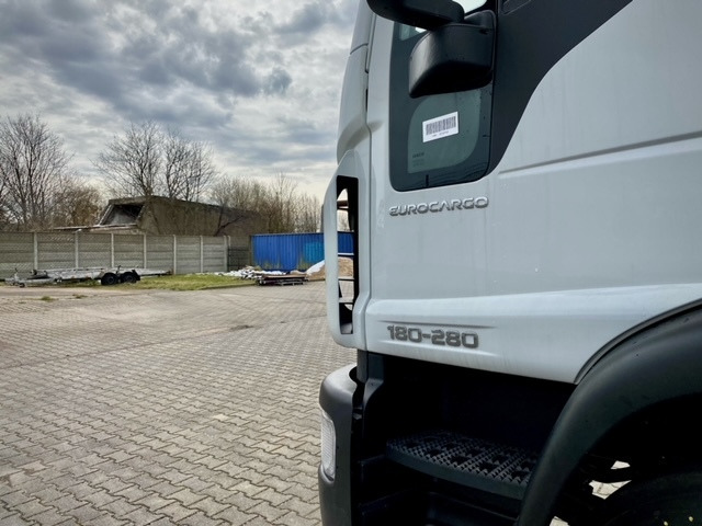 IVECO Eurocargo + hooklift KING HZ-10R - Коммунальная/ Специальная техника: фото 3 IVECO Eurocargo + hooklift KING HZ-10R - Коммунальная/ Специальная техника: фото 3
