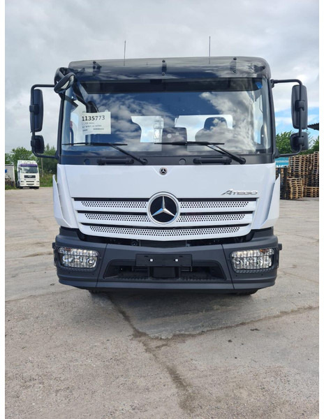Mercedes-Benz Atego 1527L - Крюковой мультилифт: фото 3 Mercedes-Benz Atego 1527L - Крюковой мультилифт: фото 3