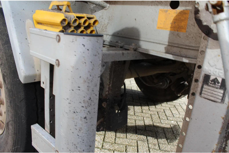 Самосвальный полуприцеп Benalu * 27 CUB * Lift Axle *: фото 10 Самосвальный полуприцеп Benalu * 27 CUB * Lift Axle *: фото 10