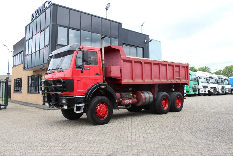 Mercedes-Benz 2636. V10 * 6x6 * FULL STEEL * 1 OWNER * 401TKM ORIGNAAL * TOP CONDITION * - Самосвал: фото 1 Mercedes-Benz 2636. V10 * 6x6 * FULL STEEL * 1 OWNER * 401TKM ORIGNAAL * TOP CONDITION * - Самосвал: фото 1