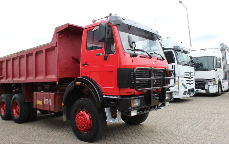 Mercedes-Benz 2636. V10 * 6x6 * FULL STEEL * 1 OWNER * 401TKM ORIGNAAL * TOP CONDITION * - Самосвал: фото 5 Mercedes-Benz 2636. V10 * 6x6 * FULL STEEL * 1 OWNER * 401TKM ORIGNAAL * TOP CONDITION * - Самосвал: фото 5