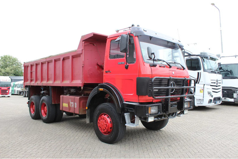Mercedes-Benz 2636. V10 * 6x6 * FULL STEEL * 1 OWNER * 401TKM ORIGNAAL * TOP CONDITION * - Самосвал: фото 4 Mercedes-Benz 2636. V10 * 6x6 * FULL STEEL * 1 OWNER * 401TKM ORIGNAAL * TOP CONDITION * - Самосвал: фото 4