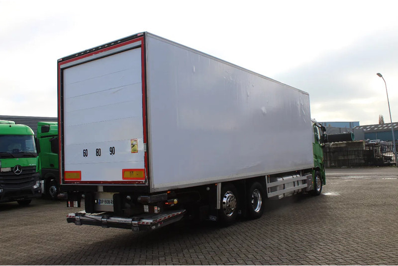 Renault T430 * RETARDER * EURO6 * CHEREAU * THERMO KING T-1200R * 6X2 * - Рефрижератор: фото 3 Renault T430 * RETARDER * EURO6 * CHEREAU * THERMO KING T-1200R * 6X2 * - Рефрижератор: фото 3