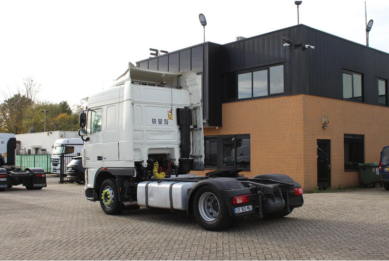 DAF XF 105.460 * EURO5 EEV * 4X2 * - Тягач: фото 3 DAF XF 105.460 * EURO5 EEV * 4X2 * - Тягач: фото 3