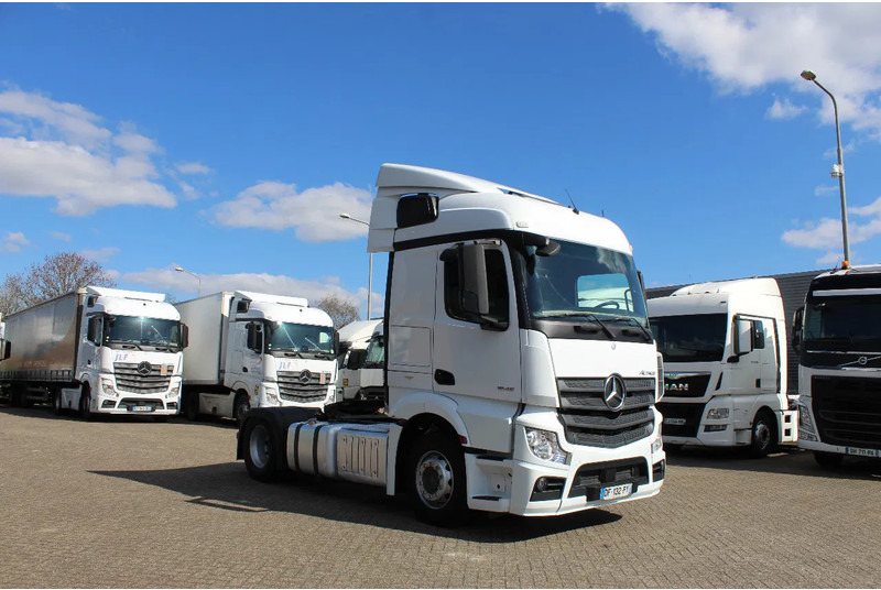 Mercedes-Benz Actros 1845 * EURO6 * 4X2 * - Тягач: фото 5 Mercedes-Benz Actros 1845 * EURO6 * 4X2 * - Тягач: фото 5