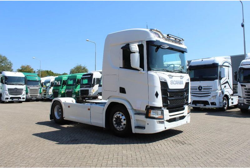 Scania R450 * RETARDER * 4X2 * - Тягач: фото 4 Scania R450 * RETARDER * 4X2 * - Тягач: фото 4