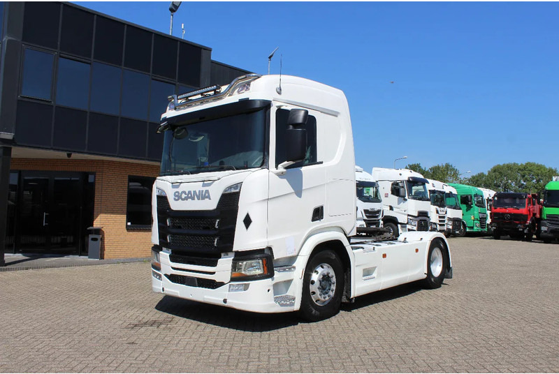 Scania R450 * RETARDER * 4X2 * - Тягач: фото 1 Scania R450 * RETARDER * 4X2 * - Тягач: фото 1