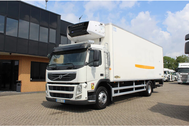 Volvo FM 330 * EURO5 * CARRIER SUPRA SILENT MT * - Рефрижератор: фото 1 Volvo FM 330 * EURO5 * CARRIER SUPRA SILENT MT * - Рефрижератор: фото 1