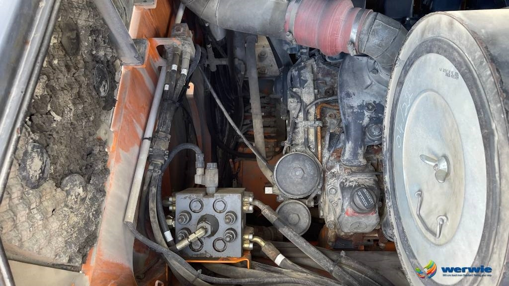 Асфальтоукладочная техника Wirtgen WR2400: фото 23 Асфальтоукладочная техника Wirtgen WR2400: фото 23